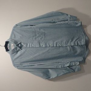 Light Blue Arrow Carriage Trade Pima Cotton Men's Button Down